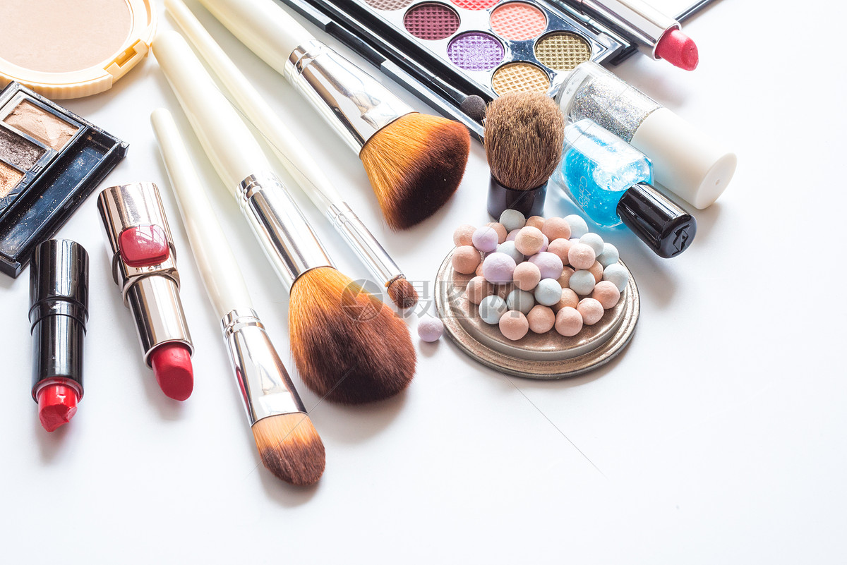 九连山下蜜桃甜！河源连平鹰嘴蜜桃年产值超21亿元