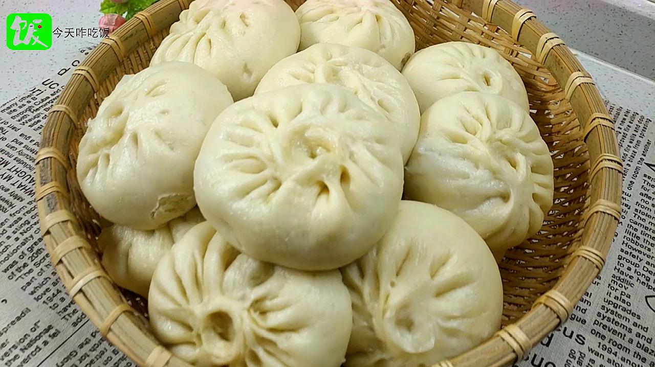 一男子持双胞胎证件企图过关，被横琴民警当场识破！