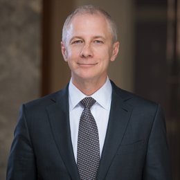 首金虽迟但到！男子4×400米接力广东队破纪录夺冠