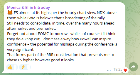 身穿手机制作的铠甲，男子过关被拦截！