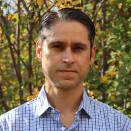 AI对就业市场的冲击：谷歌与微软的30%代码由AI生成，高盛警告6%-7%岗位可能永久消失