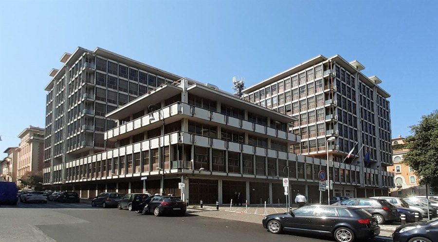 华尔街开始下调评级 受益于AI热潮的GE Vernova(GEV.US)或面临估值压力